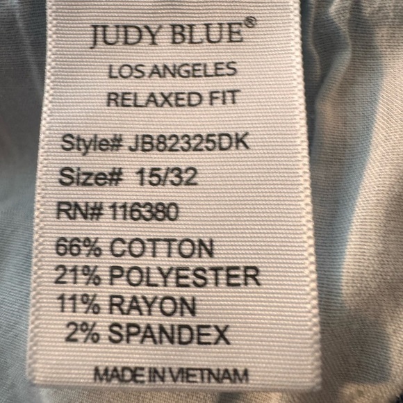 Judy Blue Dark Wash relaxed fit high rise Jeans - Picture 2 of 8
